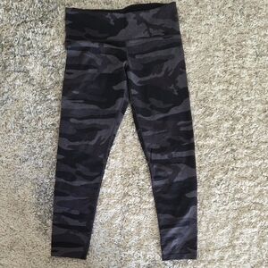 Tuff Athletics Black & Gray Camo Leggings